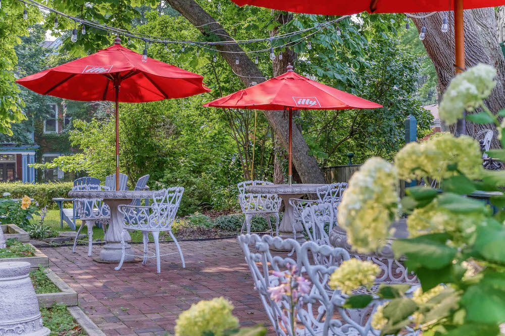 The Hochelaga Inn Patio, Kingston, Ontario